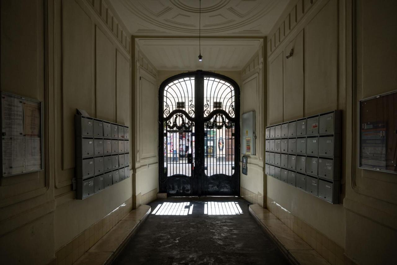 Skyline Serenity Retreat @Vaci Most Famous Street Budapest Exterior foto